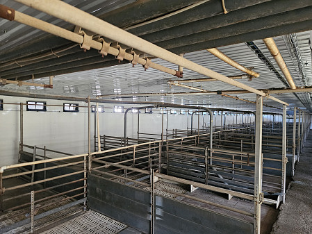 Rekonstrukce opláštění haly na farmě Vlčkovice